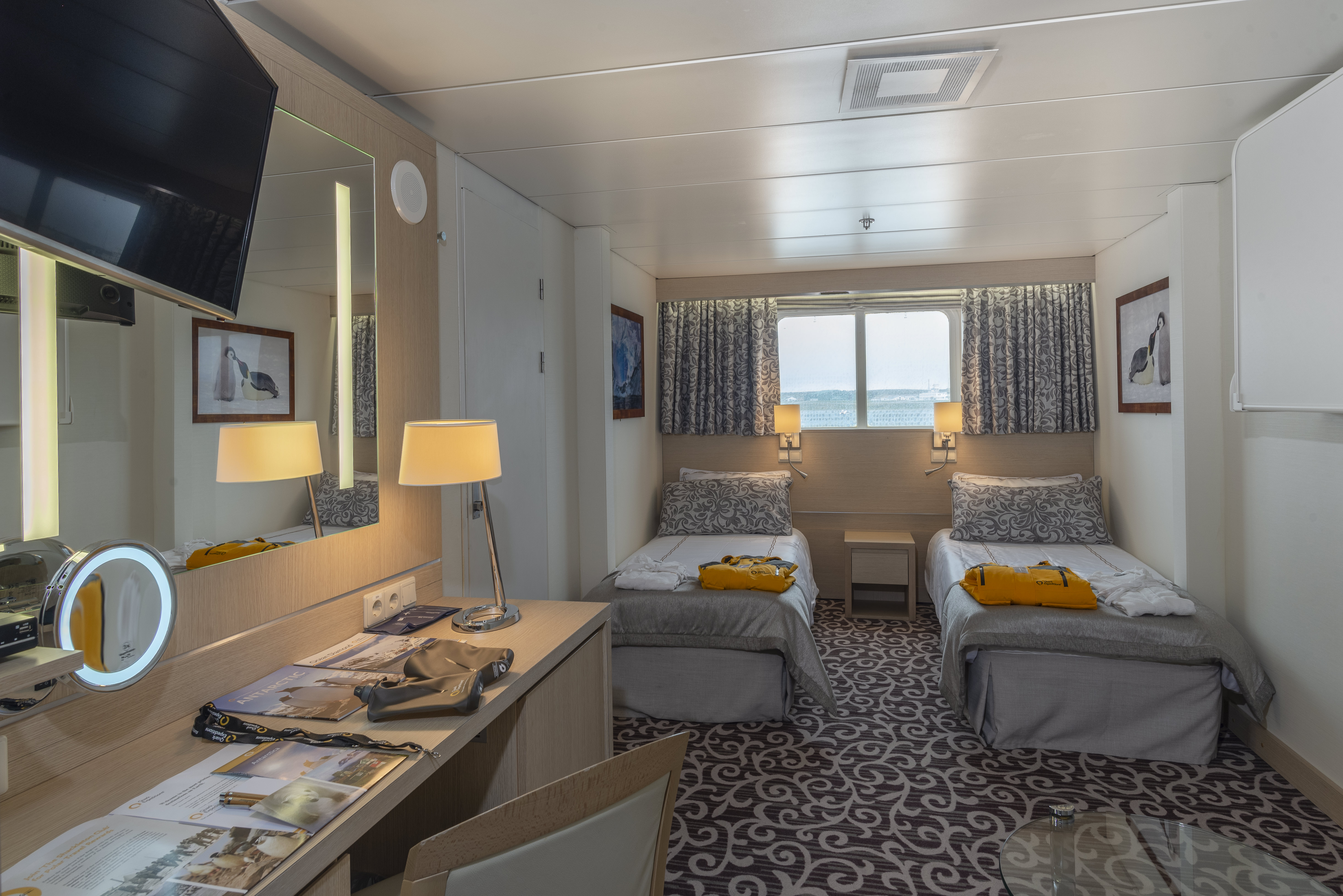 Quark Expeditions Ocean Diamond Standard Suite 3.jpg